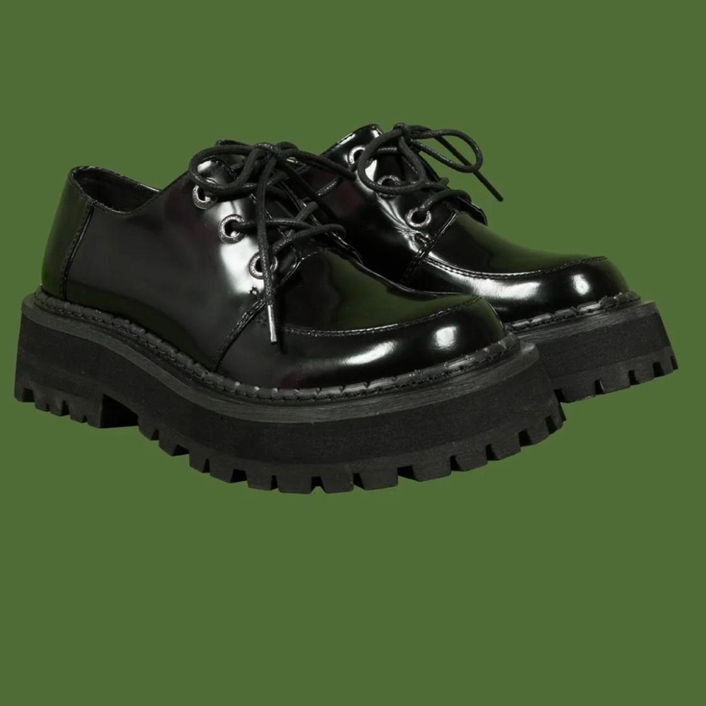 UNIF Collins Shoe - Size 10
